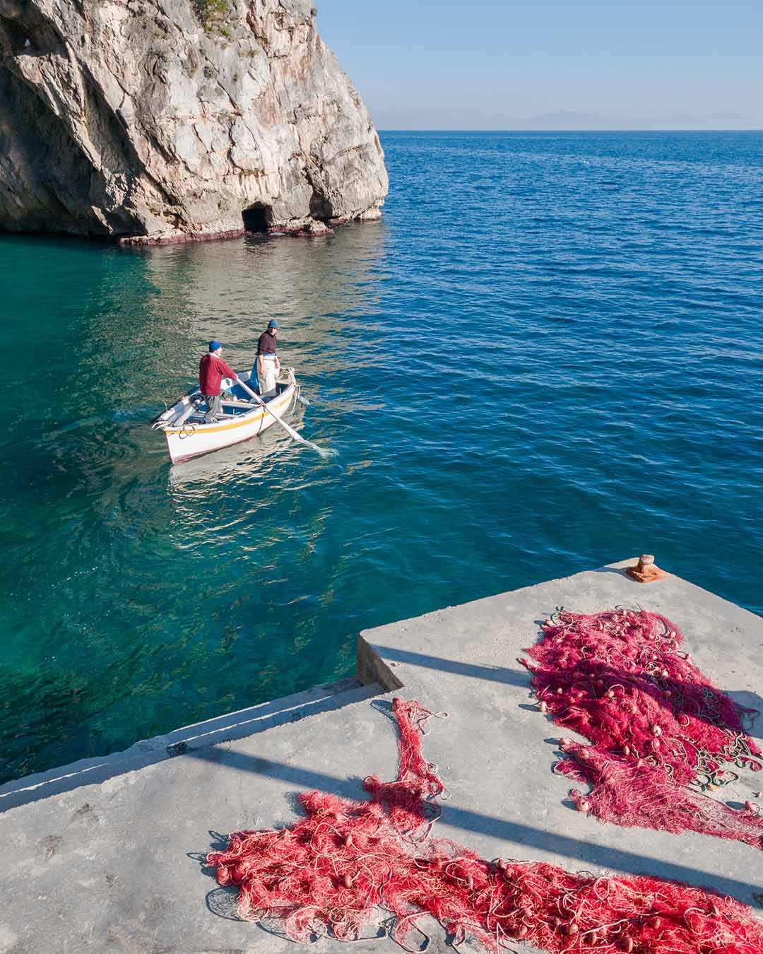 Reti da pesca e pescatori a Praiano, foto di Adriano Alfaro